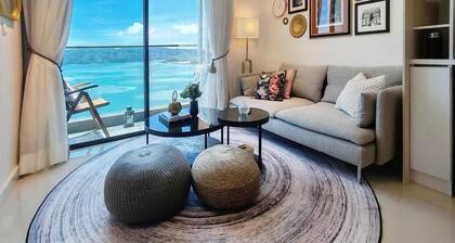 Seaview Bliss Studio - Tropical Elegance