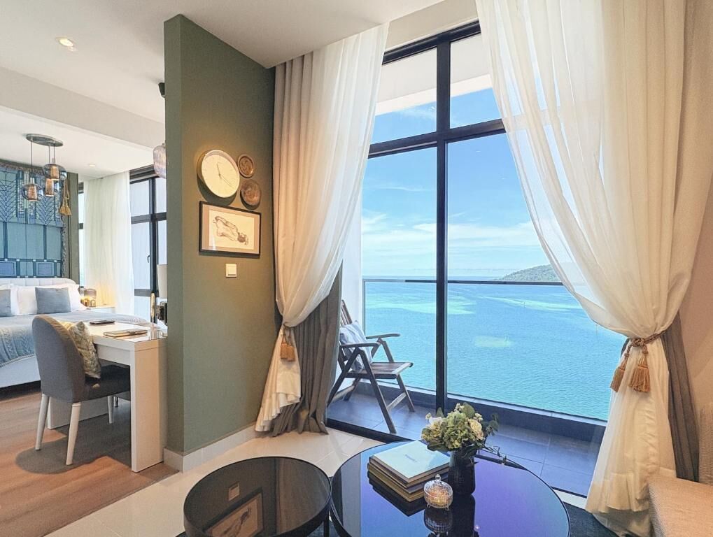 Premium Apartment, Balcony, Harbour View