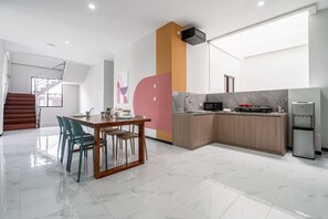 Dining - Cove Haven (Surabaya)