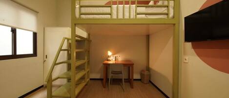 Premium Room, Mezzanine