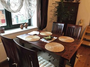 Dining - Holiday apartment with garden seating area (Gingst)