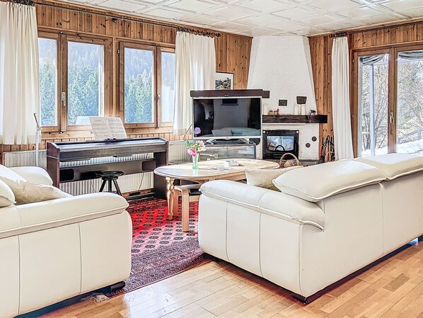 TV, fireplace, DVD player - Chalet chemin du four by Interhome (Morgins)