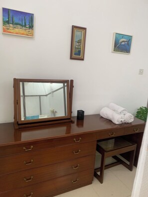 Interior - Green house guesthouse, Clean, quiet, secure, home from home in Baridhara, Dhaka (Dhaka)