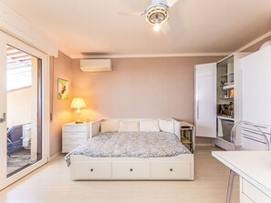 1 bedroom, internet - Rosa di sera by Interhome (Castiglioncello)