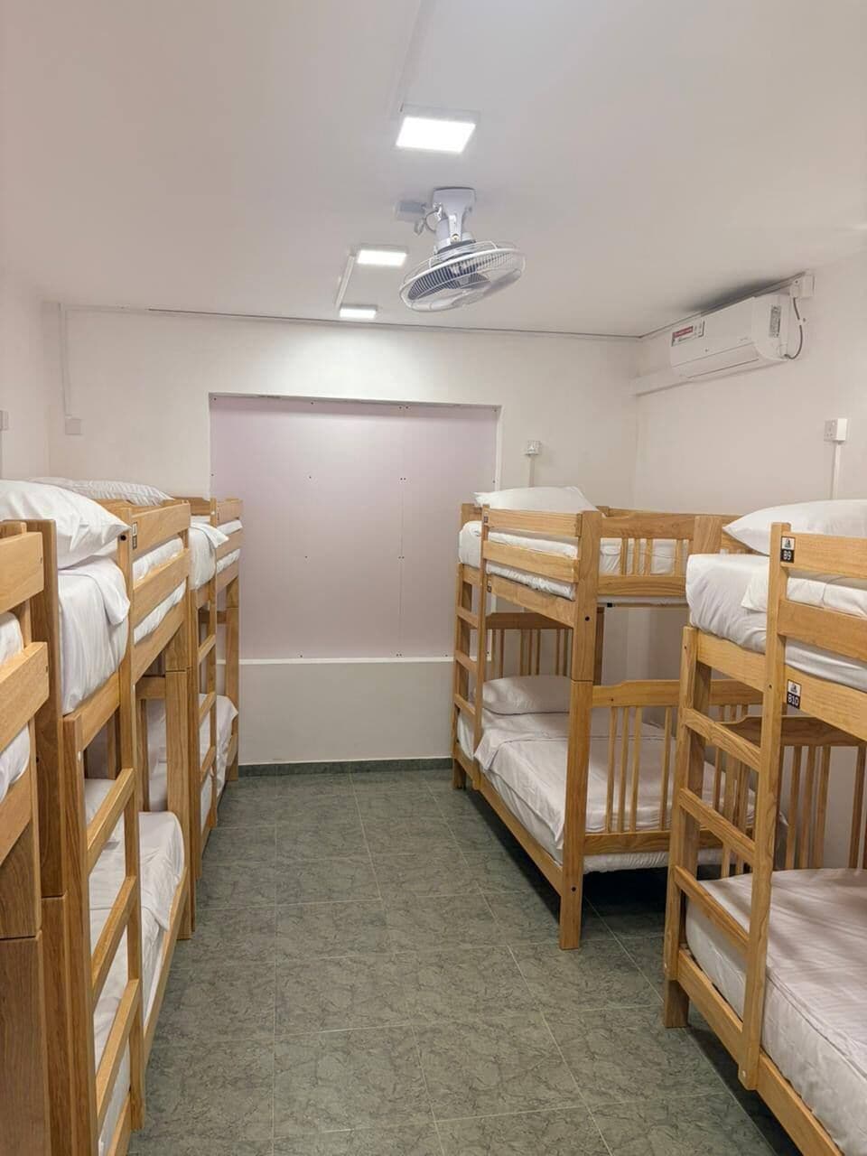 Free WiFi, bed sheets