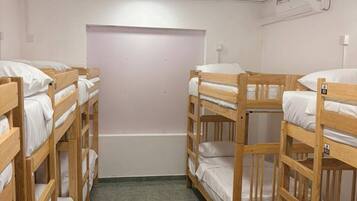 Free WiFi, bed sheets