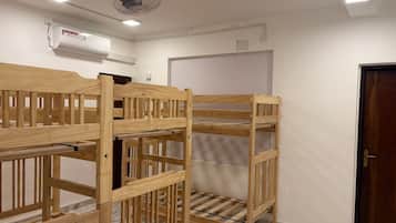 Free WiFi, bed sheets