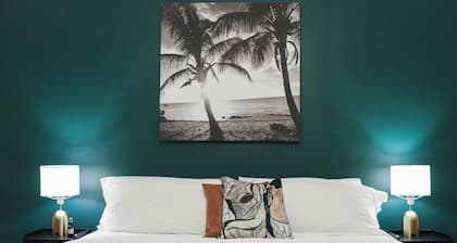 Happy Place by Hushaven Free Private Parking Easy City Access Quiet