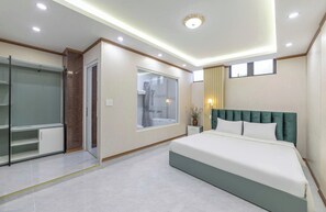 Standard Tek Büyük Yataklı Oda, Balkon, Bahçe Manzaralı