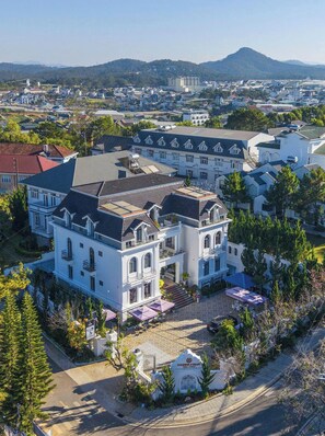 Exterior - HFlower Grand Villa & Hotel - Da Lat (Da Lat)