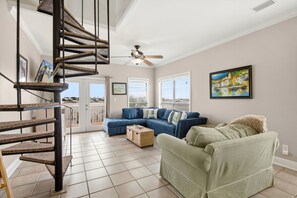 TV - Private Beach | Pool | Free Boat Slip (Pensacola)