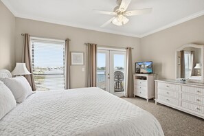 3 bedrooms, WiFi, bed sheets - Private Beach | Pool | Free Boat Slip (Pensacola)