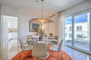 Appartement Standard, plusieurs chambres, réfrigérateur et four à micro-ondes (Il Parco Exclusive) | Restauration