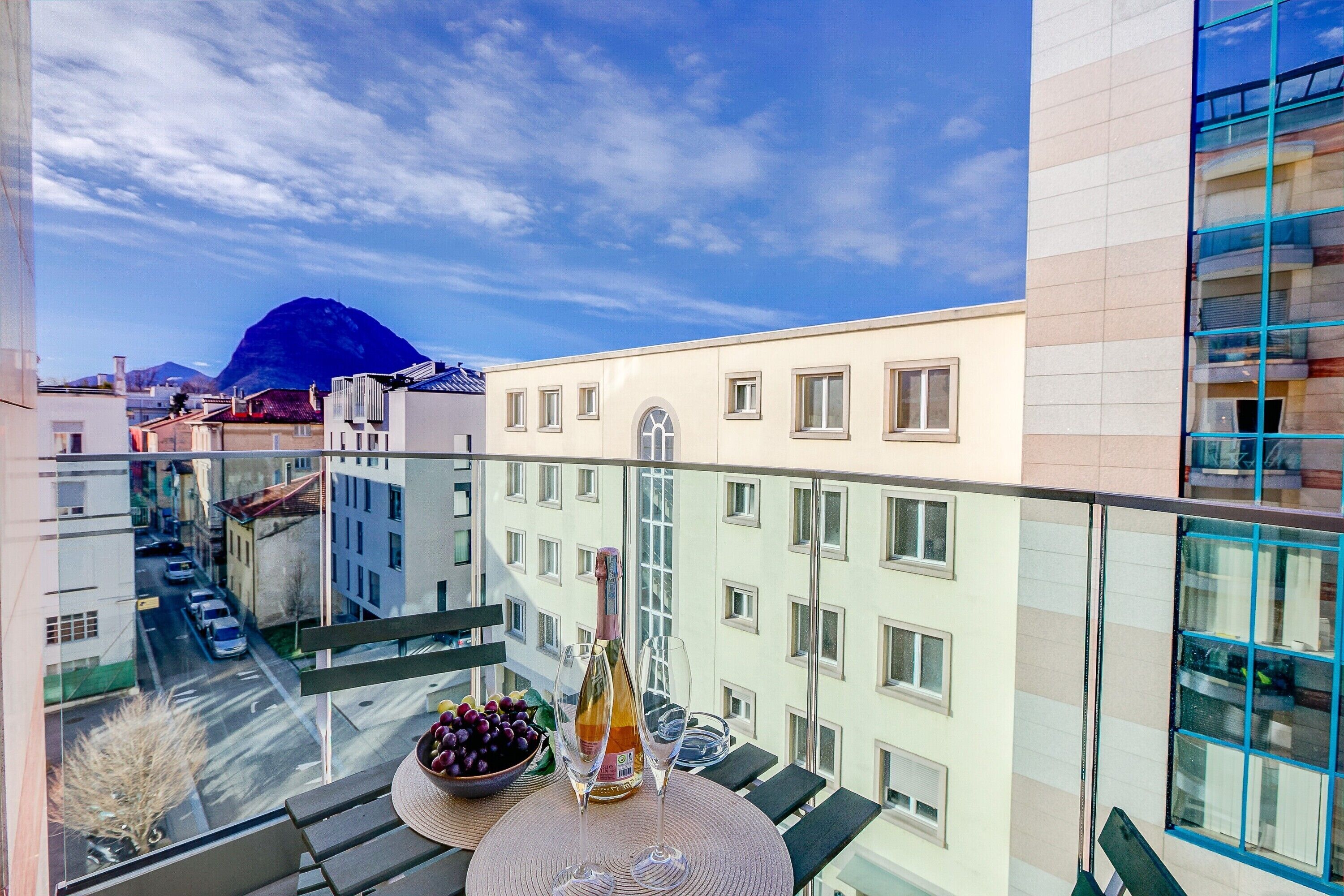 Standard Apartment, Multiple Bedrooms, Refrigerator & Microwave (Il Parco Exclusive) | Outdoor dining