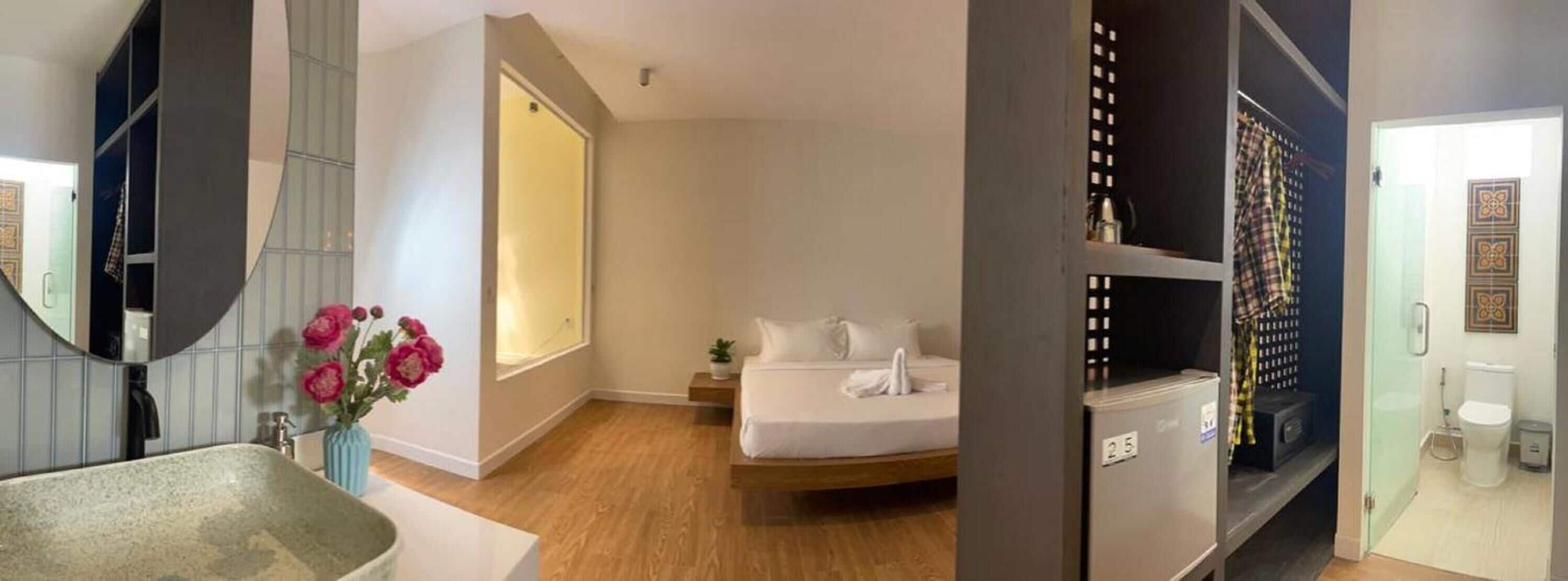 Minibar, coffres-forts dans les chambres, décoration personnalisée