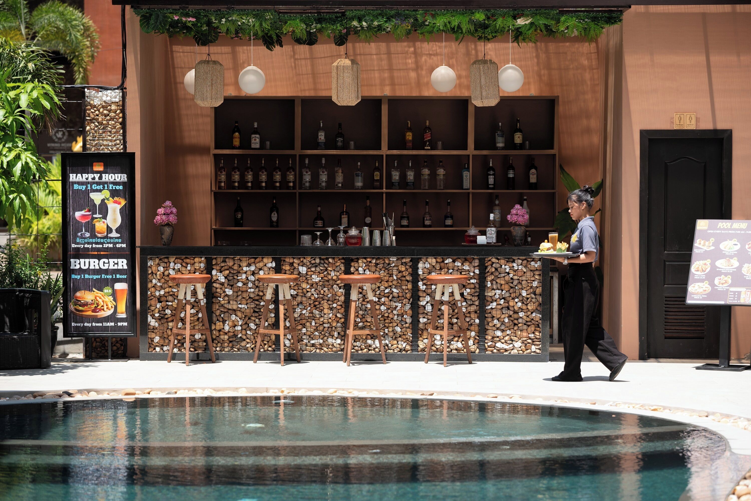 Bar ved poolen