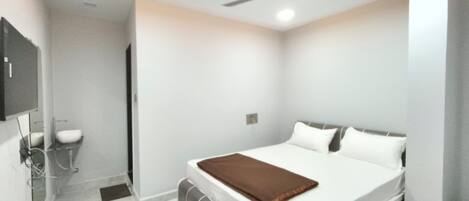Deluxe Double Room, City View