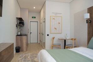 埃及棉床單、高級寢具、羽絨被、迷你吧