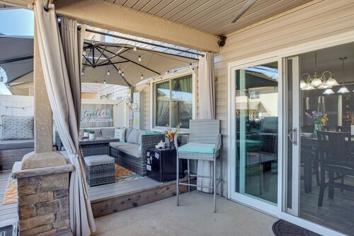 4 Mi to Main St: Grand Junction Townhome w/ Patio!