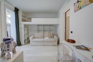 Standard Villa, Multiple Bedrooms, Refrigerator & Microwave (Lugano Lake view villa w. private) | Living area