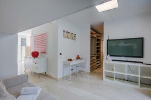 Standard Villa, Multiple Bedrooms, Refrigerator & Microwave (Lugano Lake view villa w. private) | Living area - Lugano Lake View Villa w. Private Pool (Lugano)
