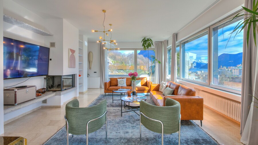 Lugano Lake View Villa w. Private Pool
