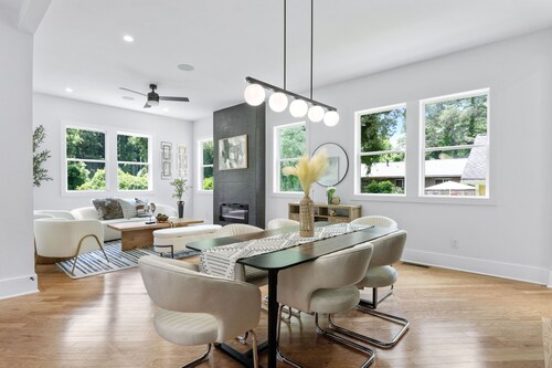 Spacious Executive Home Near Airport & Downtown Atlanta