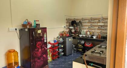 Cozy Stay with Shared Kitchen | Close to Beaches & Dive Spots