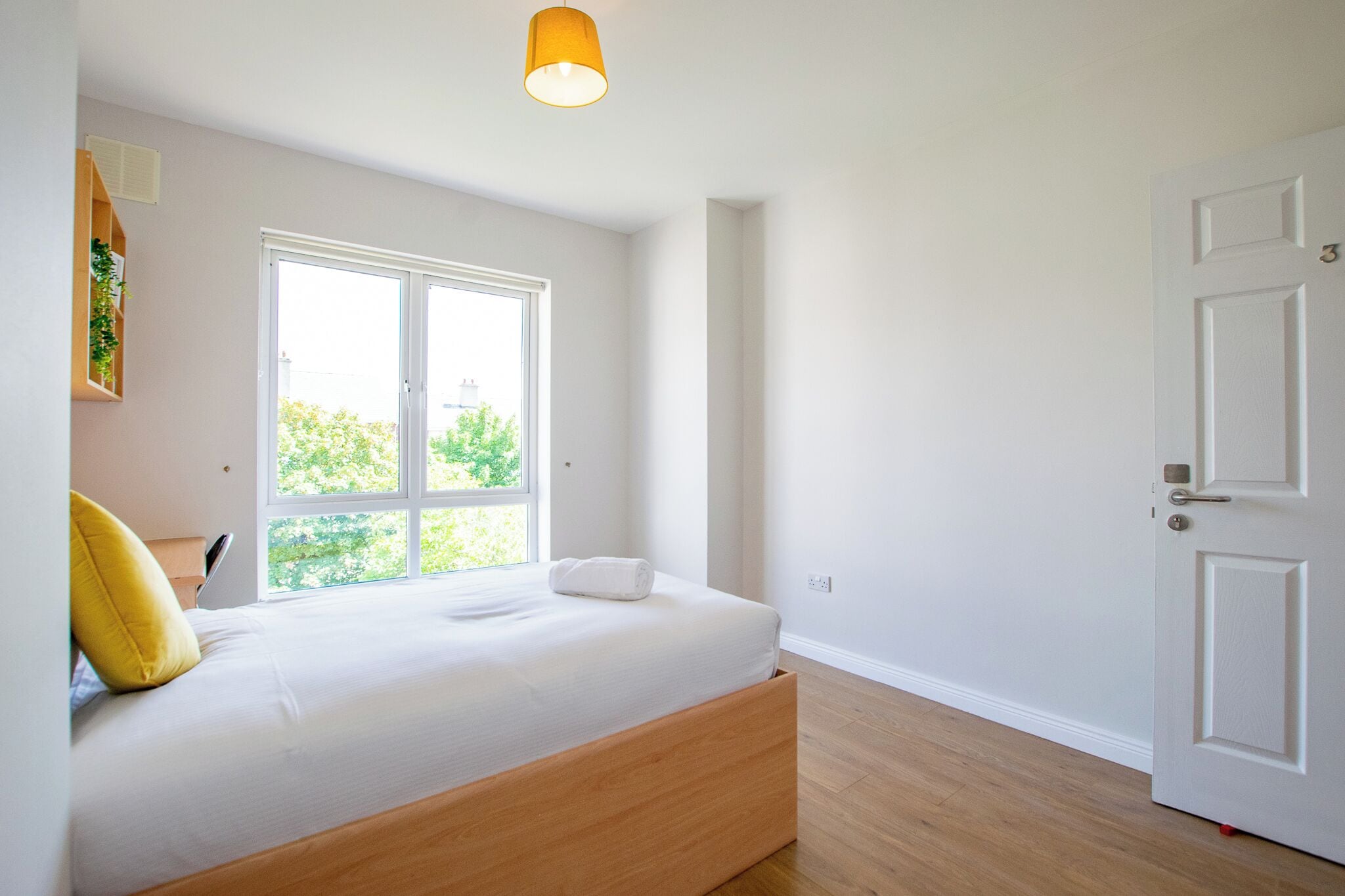 4 bedrooms, WiFi, bed sheets