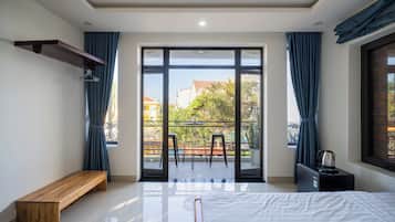 Deluxe Quadruple Room, Balcony, Garden View