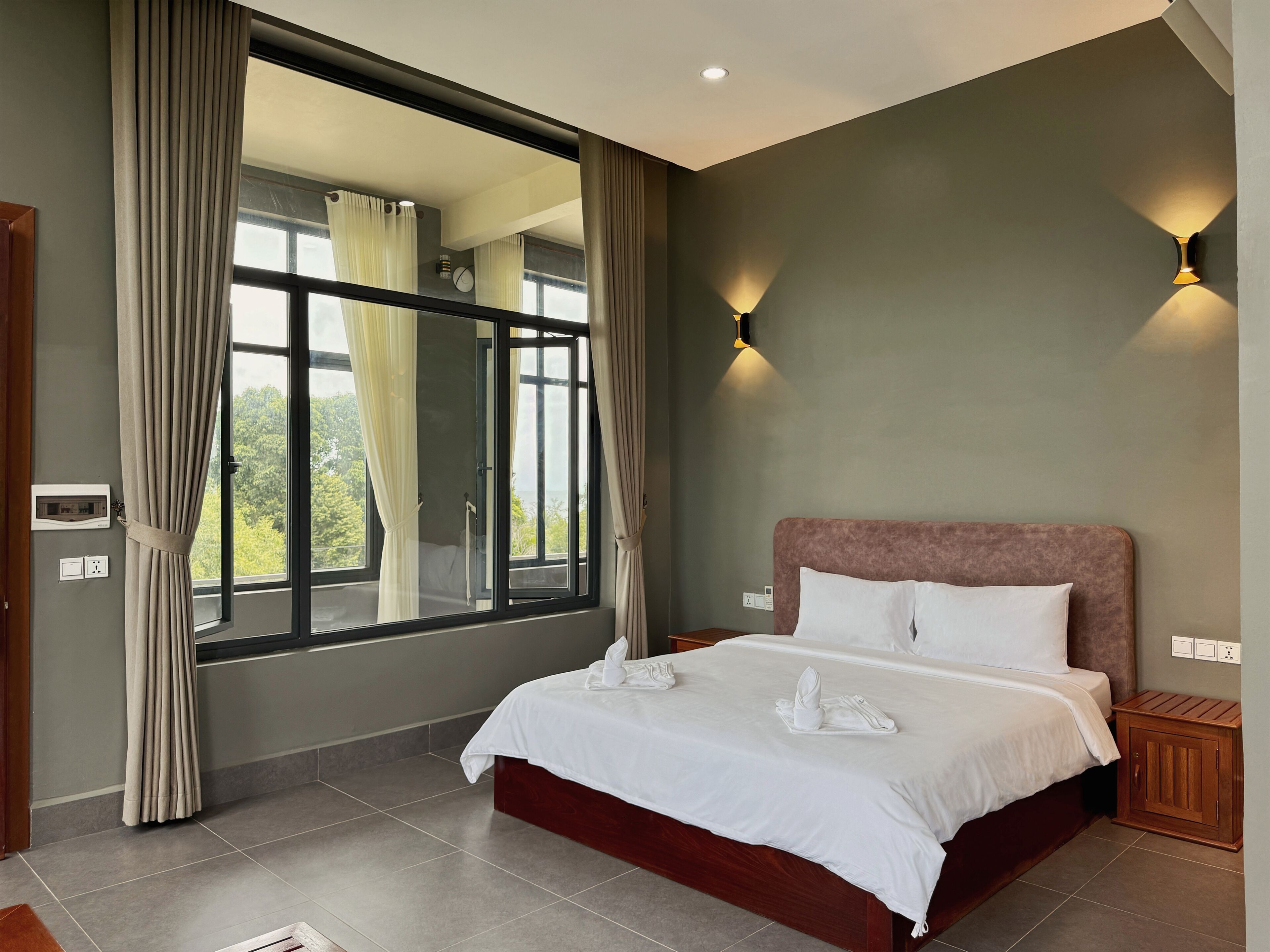 Standard Double Room | Free WiFi