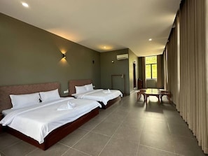 Family Room | Free WiFi