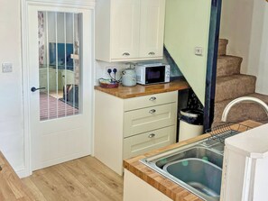 Interior - 1 bedroom accommodation in Rhuddlan (Rhuddlan)