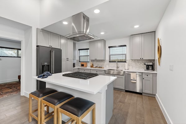 Fridge, microwave, oven, stovetop - Stylish East Austin Home + Patio Dining + Minutes to Downtown | Eastside Keys (Austin)