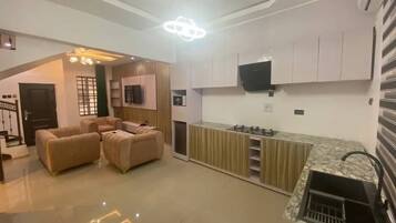 Comfort Apartment, Air conditioning | Living area