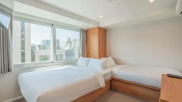 Family Triple Room, City View