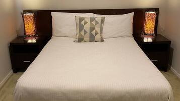 1 bedroom, travel cot, WiFi, bed sheets