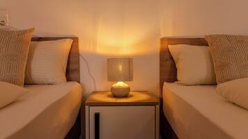 Quadruple Room, Patio