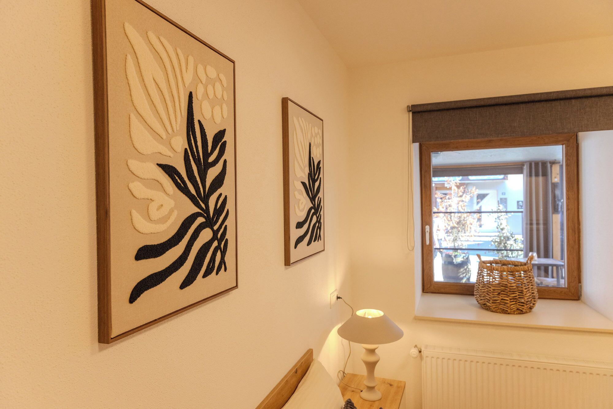 Classic Single Room, City View | Interior