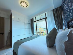 Appartement, balcon, vue ville