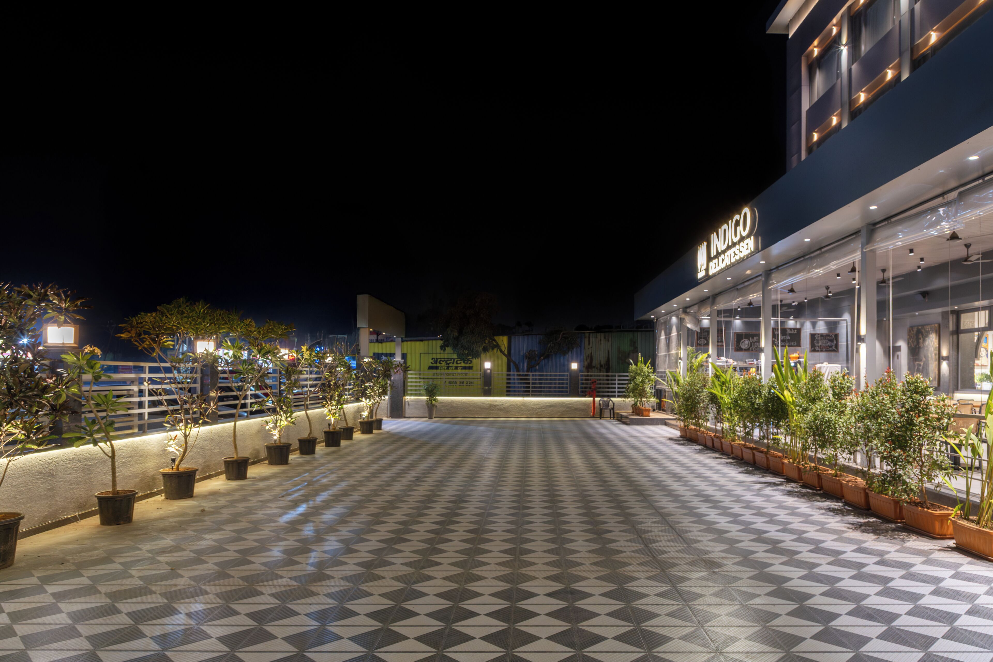 บริเวณภายนอก