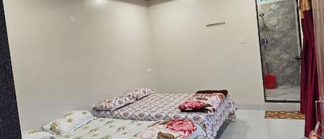 Habitación cuádruple económica