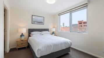 3 bedrooms, bed sheets