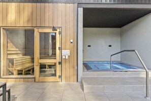 Pool - Panoramic Lake View 2-Bed with Pool, (Belconnen)