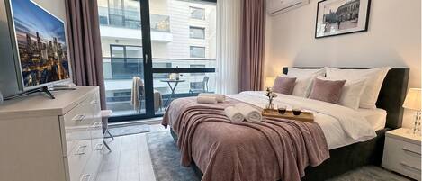 2 Schlafzimmer, Schreibtisch, BĂŒgeleisen/BĂŒgelbrett, Reisekinderbett