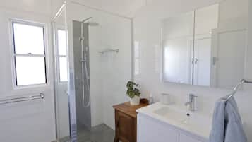 Hair dryer, towels