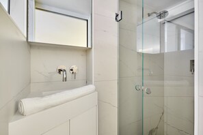 Hair dryer - Charming Duplex Loft - Paris City Center (Paris)