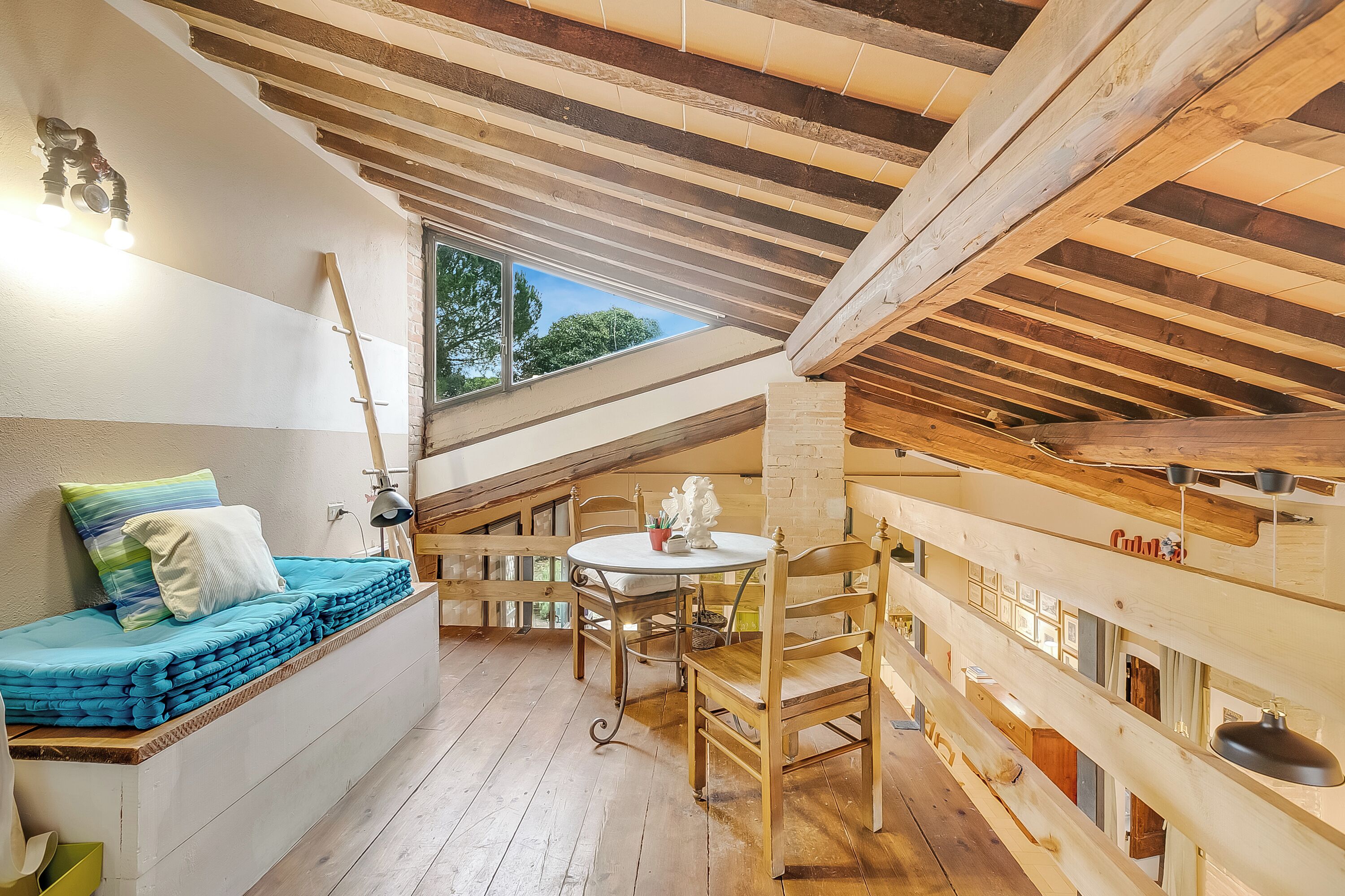 Appartement Familial, 3 chambres, 2 salles de bains (Torre Rasa 7 Giaggioli Olivi with) | Salle à manger