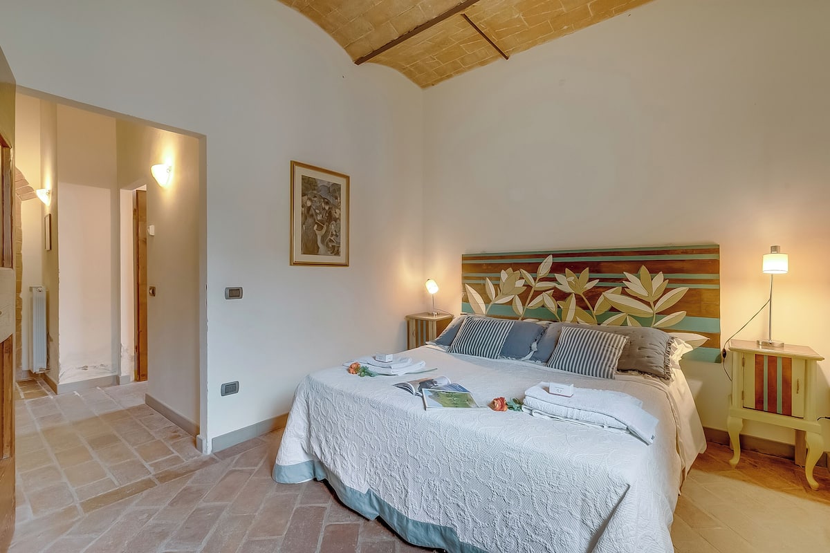 Family Apartment, Multiple Bedrooms, Mountainside (Torre Rasa 5 Putti) | 2 bedrooms, free WiFi, bed sheets