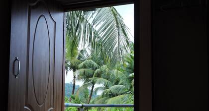 Raindrop Homestay | Pond View Room | Close to Beaches & Dive Spots
